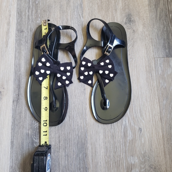 LOVE MOSCHINO HEART BOW JELLY T-STRAP SANDALS - Picture 10 of 11